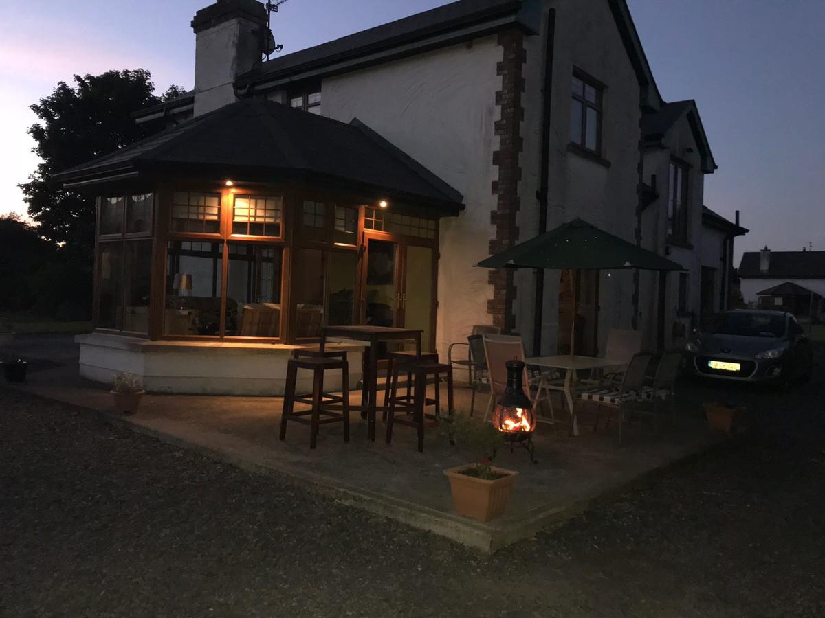 Riverdale Carlingford Extérieur photo
